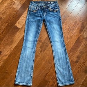 MISS ME BOIT CUT JEANS 27 FIT LIKE 26